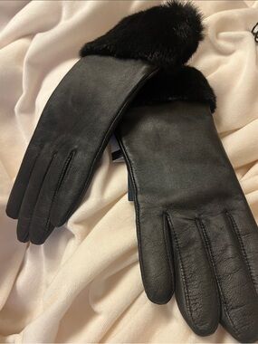 Charter Club Black Leather Gloves with Touch Screen Technology - Size Large
